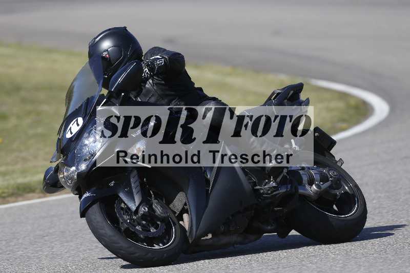 /01 02.04.2026 MAZ ADR/Gruppe gelb Gruppe gruen/77